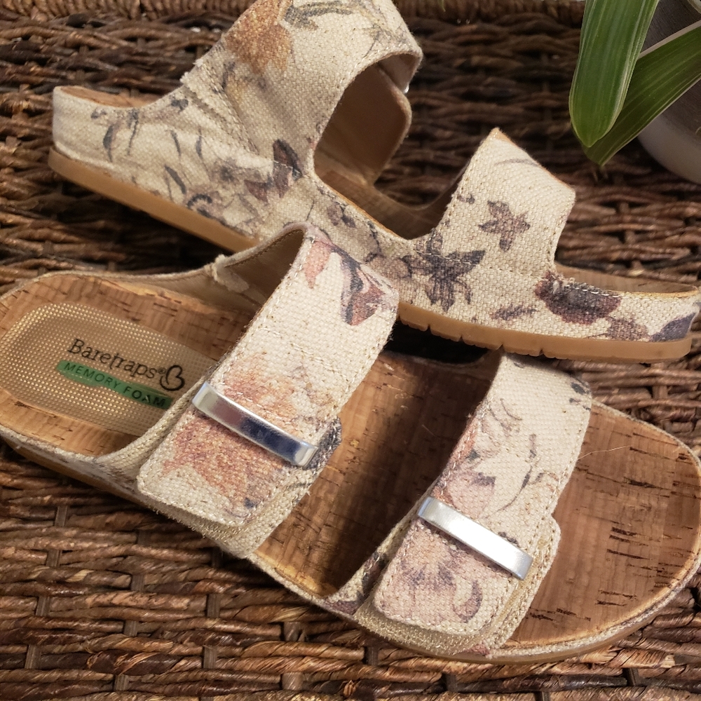 Baretraps Cherilyn Slide Sandals